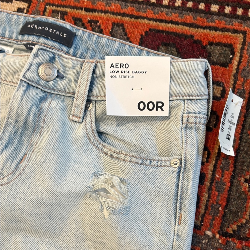 Aeropostale Light Wash Boyfriend Jeans - Low Rise Baggy